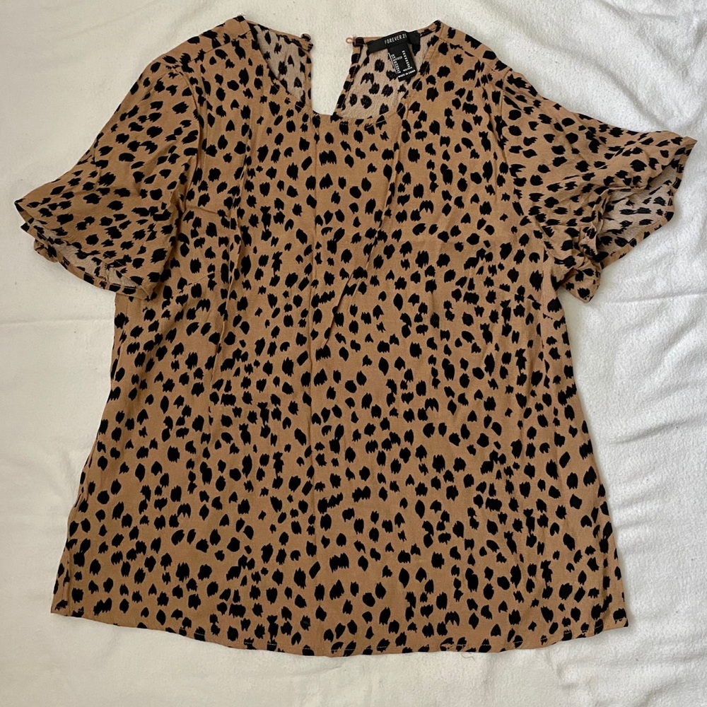Forever 21 animal print top!